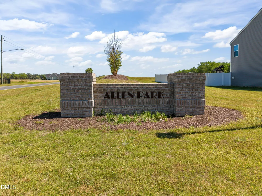4413 Marthas Vlg Lane Ayden, NC 28513