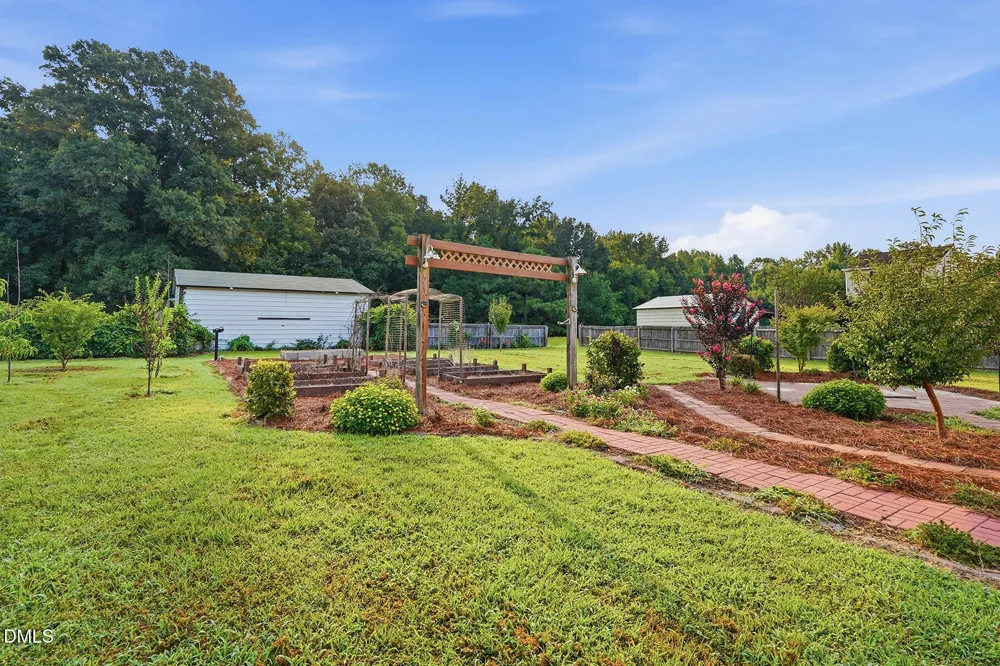 1217 Smith Road Smithfield, NC 27577