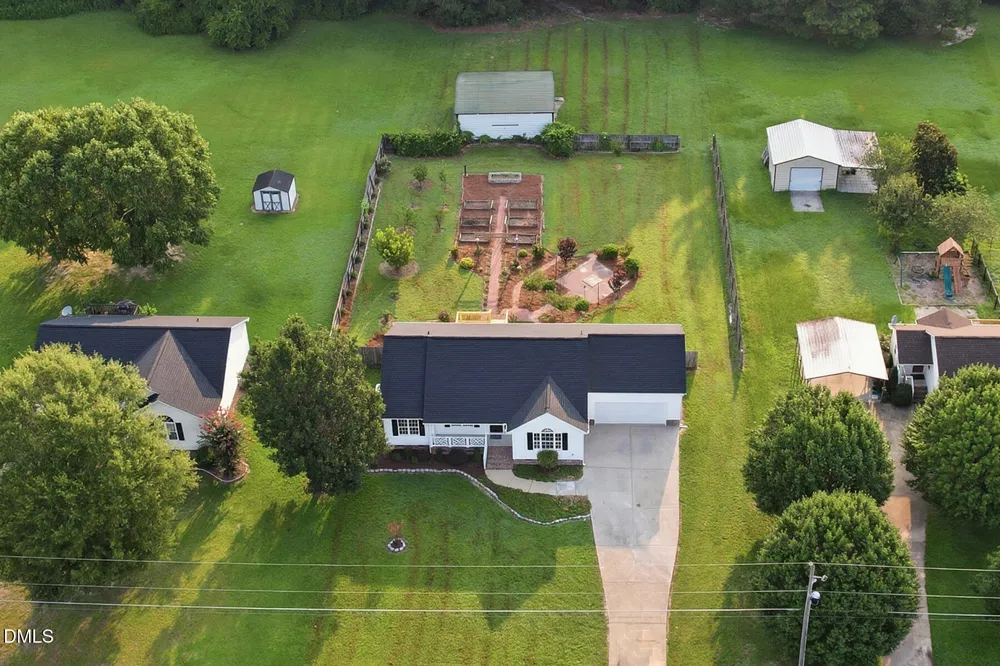 1217 Smith Road Smithfield, NC 27577
