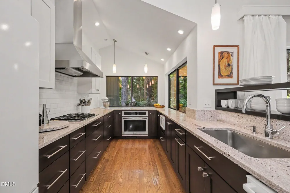 109 Creekwood Pittsboro, NC 27312