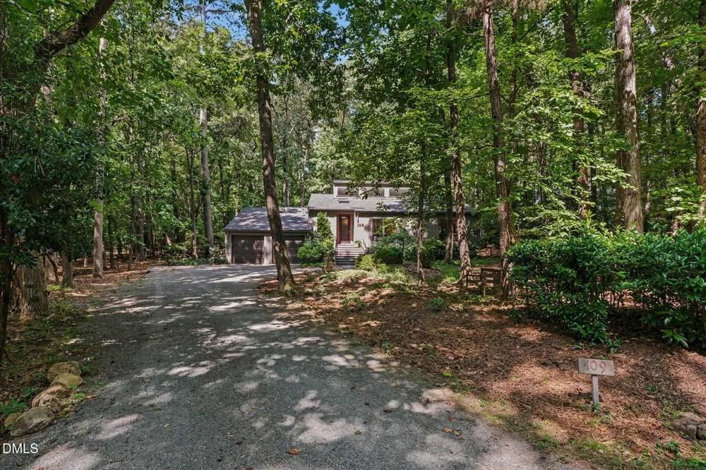 109 Creekwood Pittsboro, NC 27312