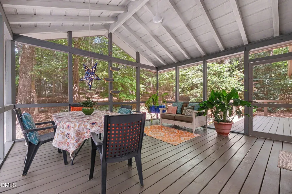 109 Creekwood Pittsboro, NC 27312