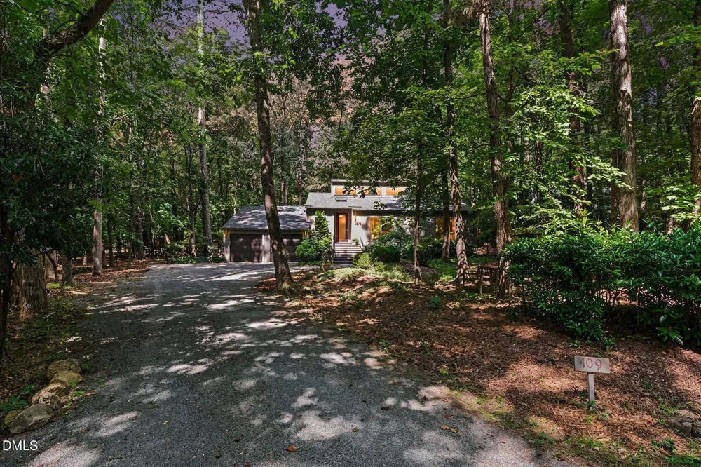 109 Creekwood Pittsboro, NC 27312
