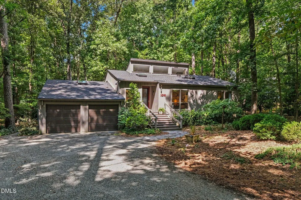 109 Creekwood Pittsboro, NC 27312