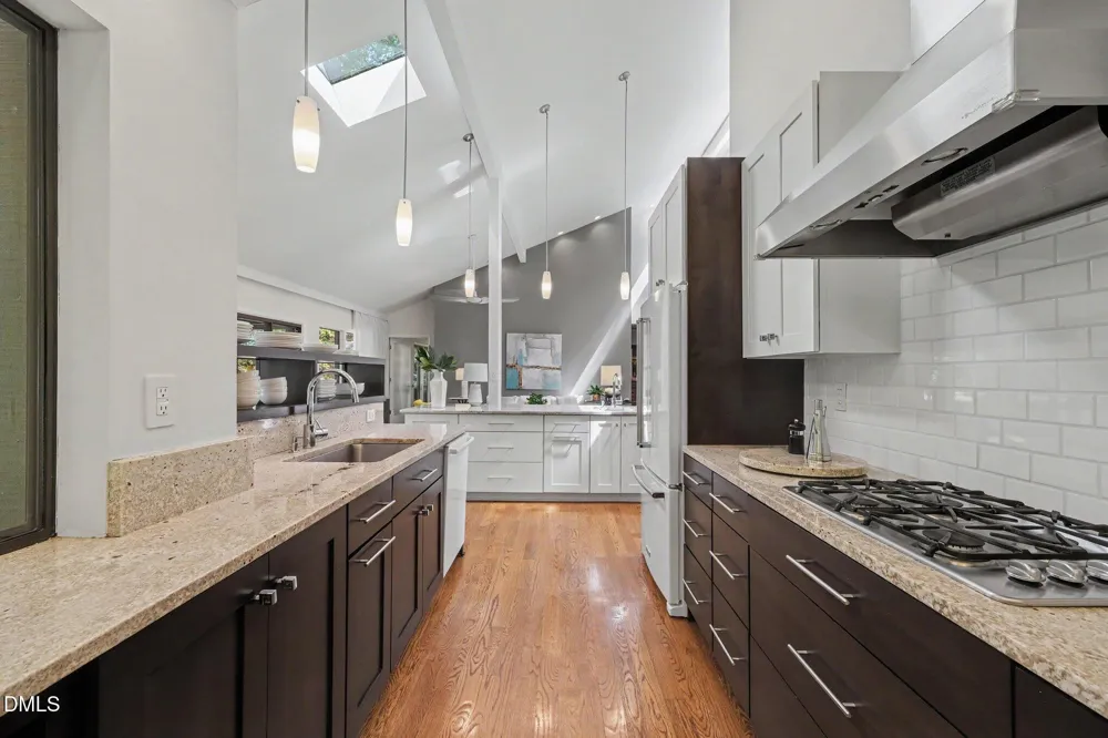 109 Creekwood Pittsboro, NC 27312