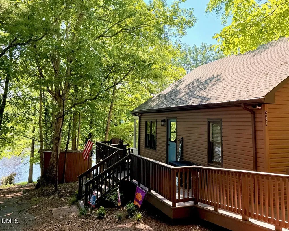 207 Sagamore Drive Louisburg, NC 27549