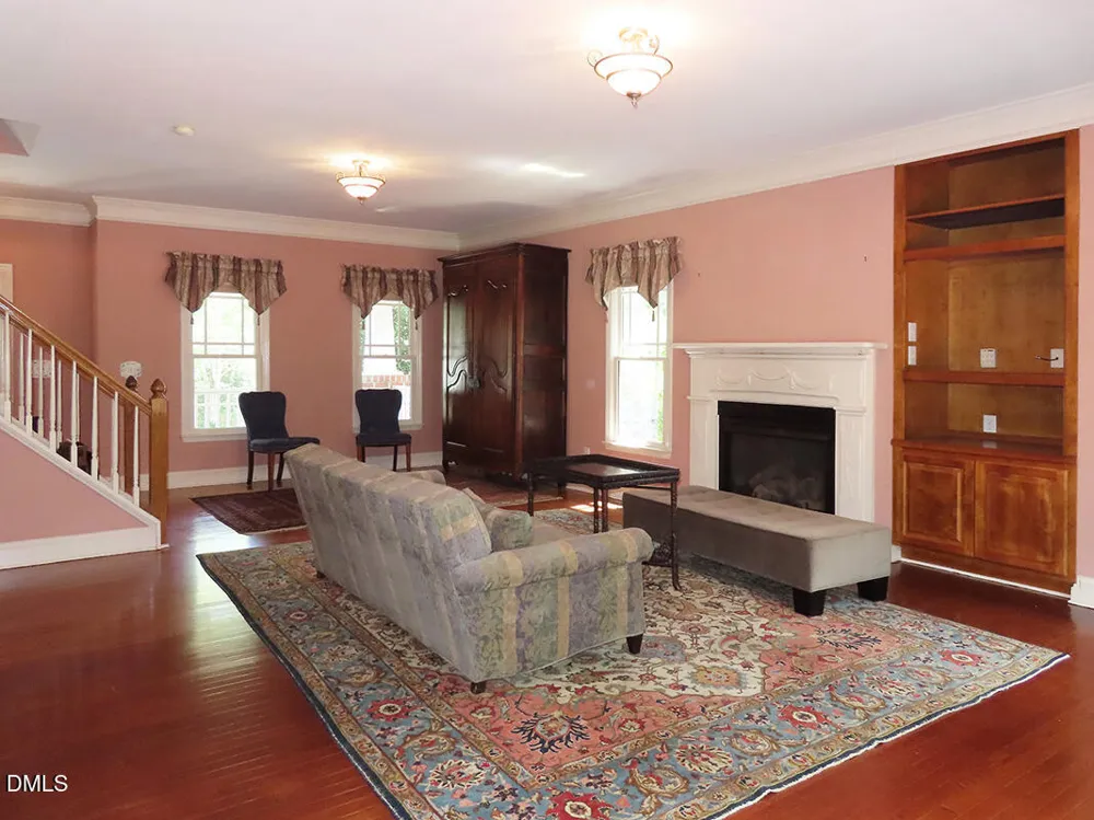 113 Weaver Mine Trail Chapel Hill, NC 27517