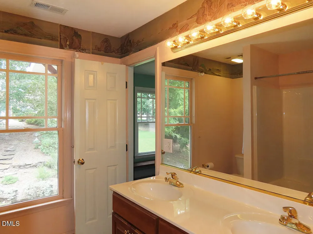 113 Weaver Mine Trail Chapel Hill, NC 27517