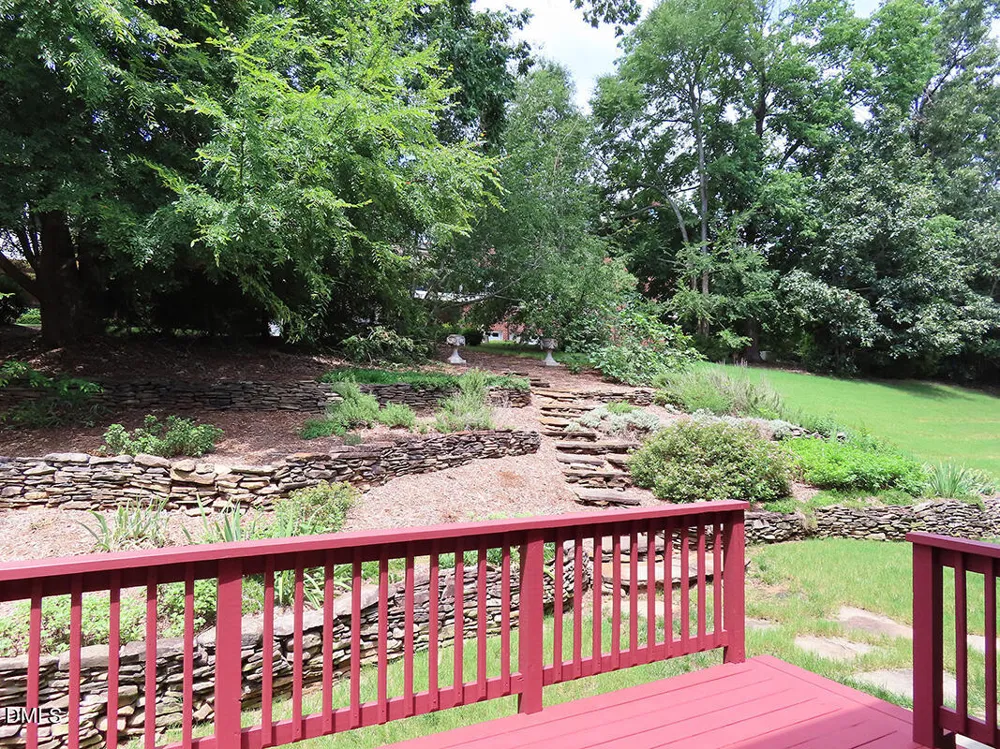 113 Weaver Mine Trail Chapel Hill, NC 27517