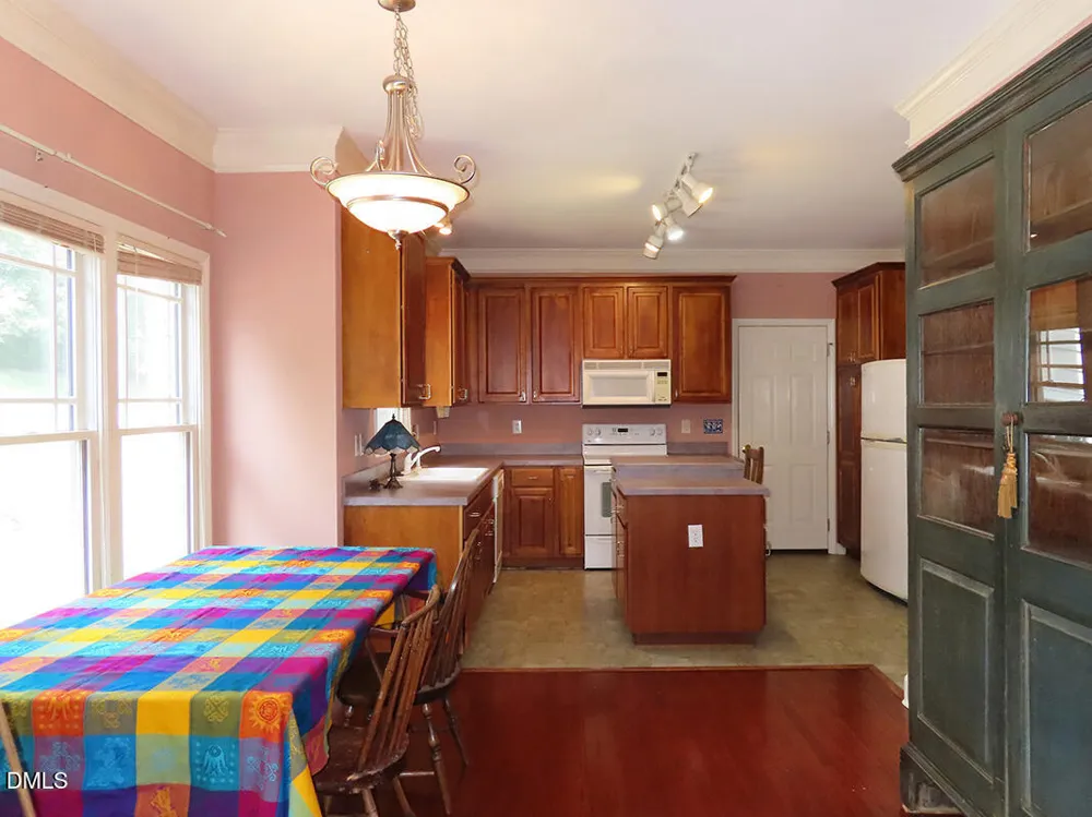 113 Weaver Mine Trail Chapel Hill, NC 27517