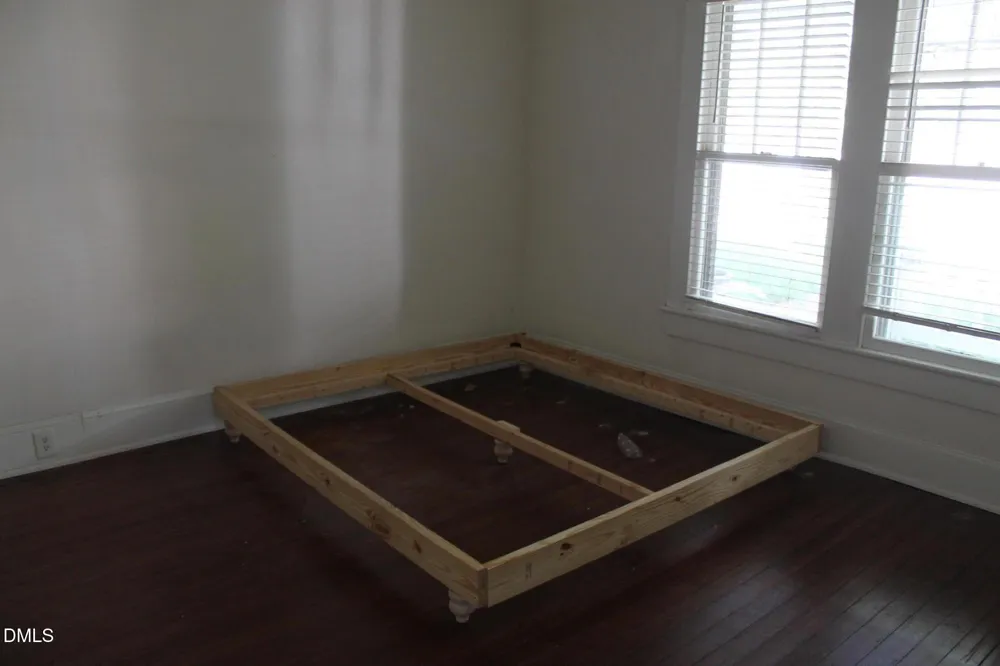 213 S Fifth Street Smithfield, NC 27577