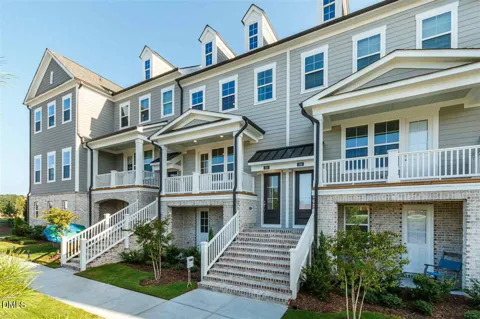 306 Clementine Drive