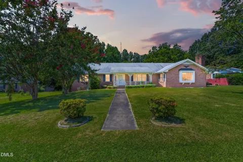 114 Castle Circle