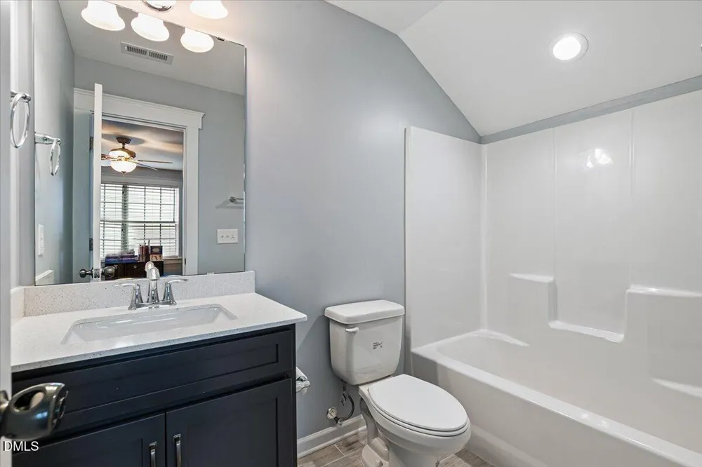 3228 Castlerock Drive Burlington, NC 27215