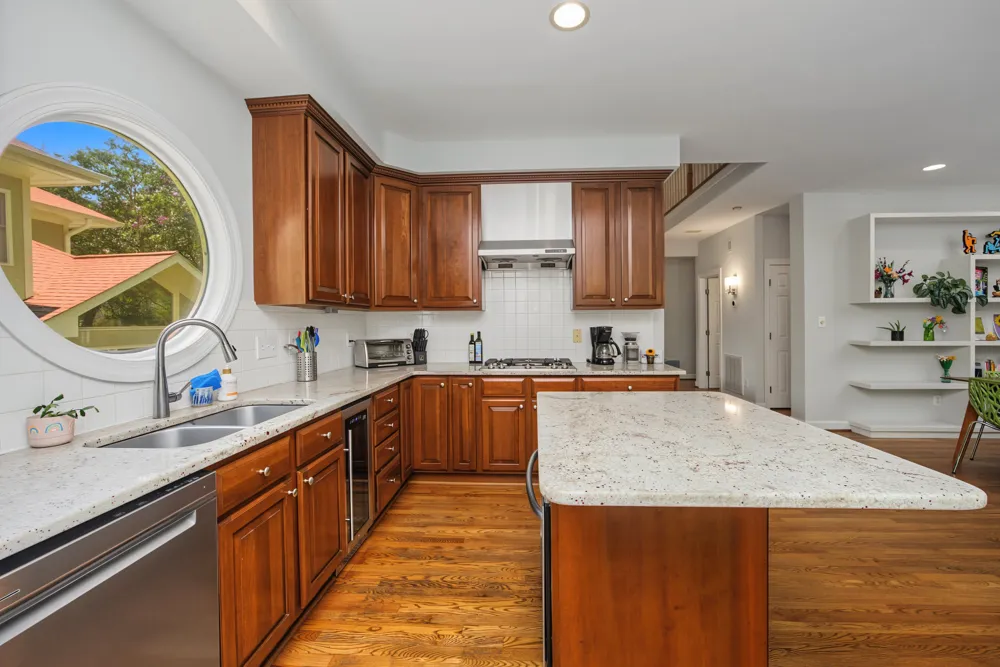 208 W Columbia Place W Chapel Hill, NC 27516