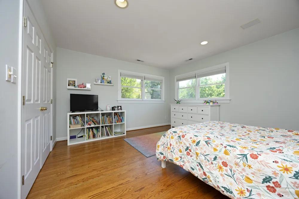 208 W Columbia Place W Chapel Hill, NC 27516