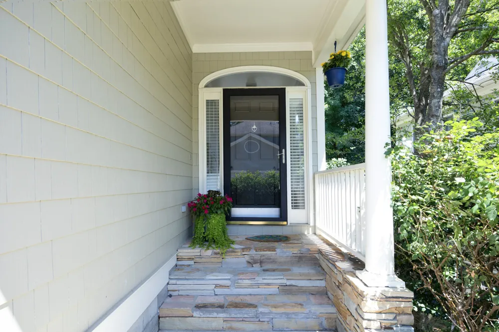 208 W Columbia Place W Chapel Hill, NC 27516