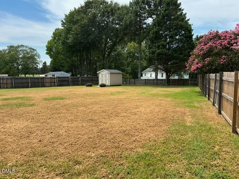 2325 Stephanie Lane Clayton, NC 27520