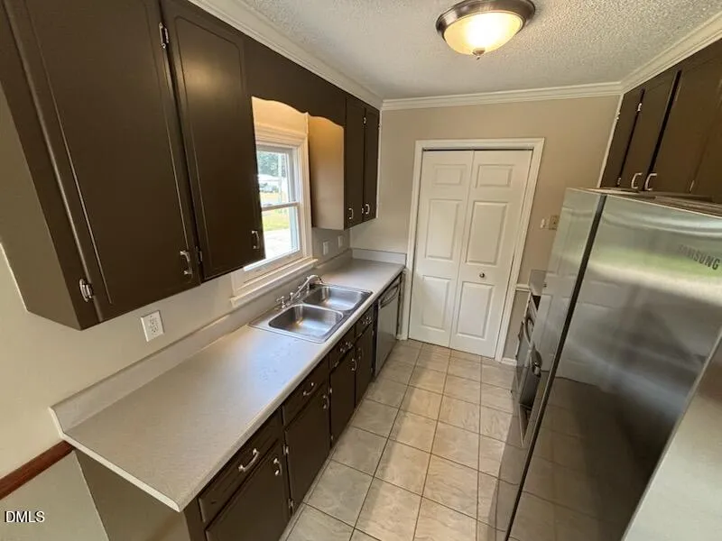 2325 Stephanie Lane Clayton, NC 27520