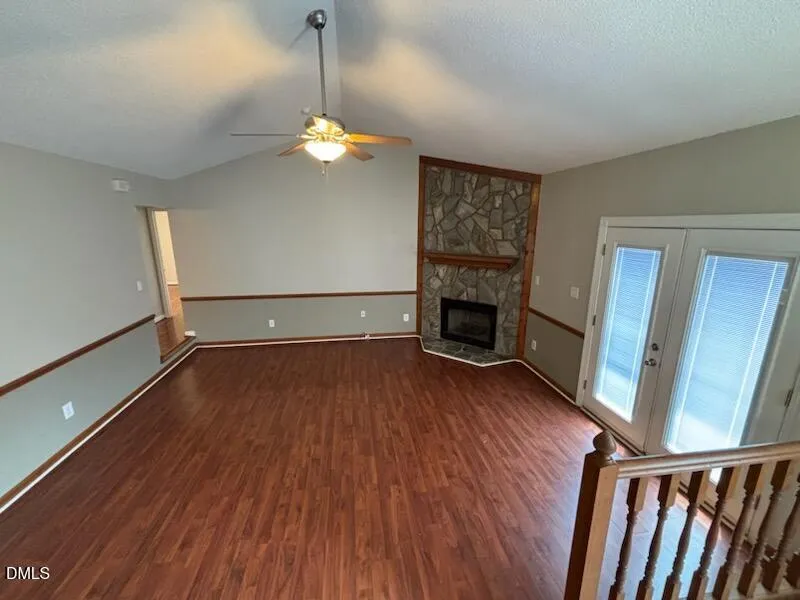 2325 Stephanie Lane Clayton, NC 27520