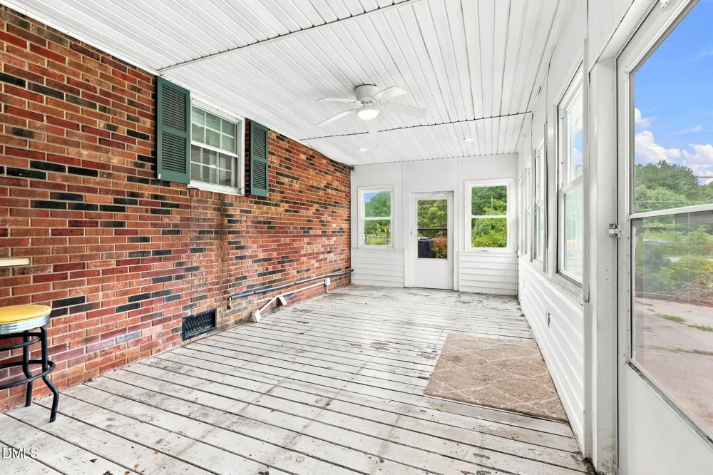301 Halifax Street Clinton, NC 28328