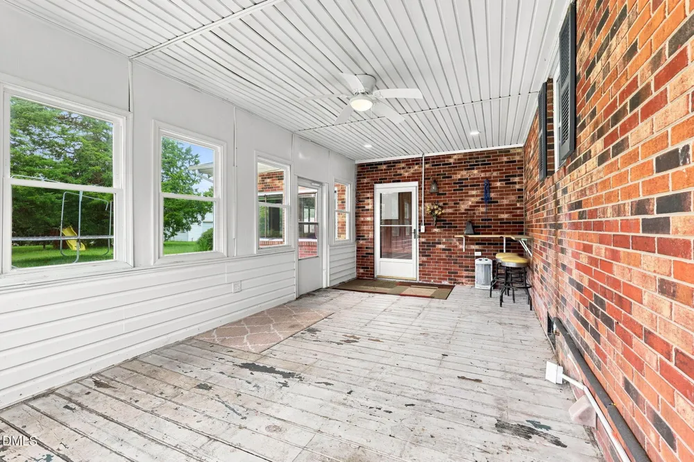 301 Halifax Street Clinton, NC 28328