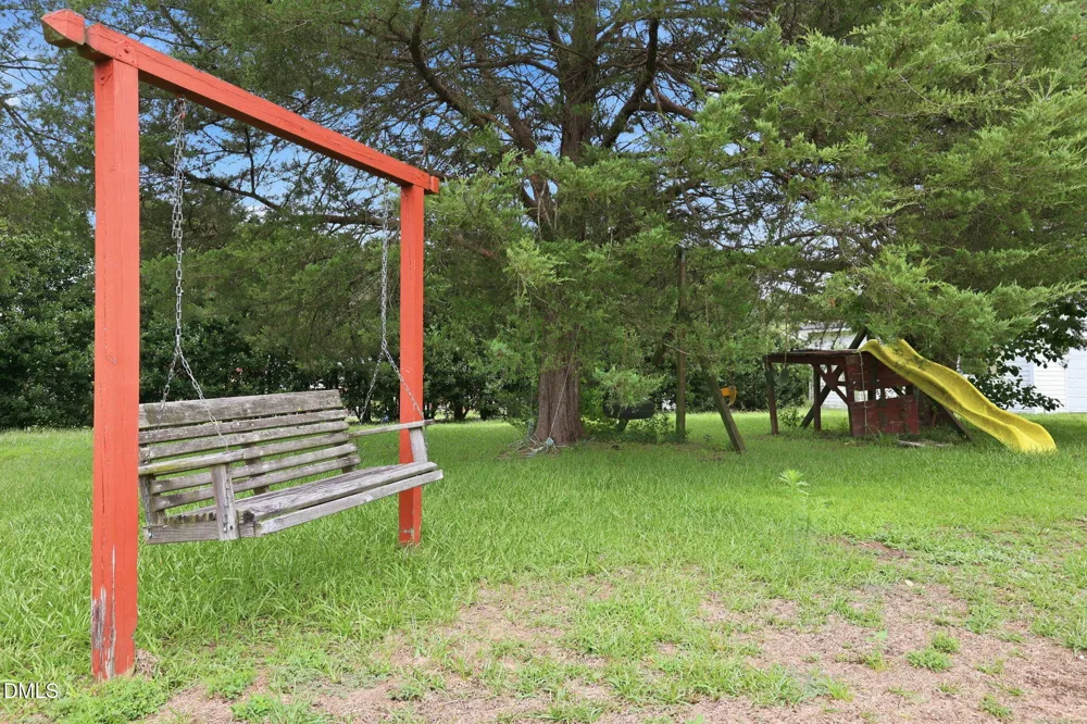 301 Halifax Street Clinton, NC 28328