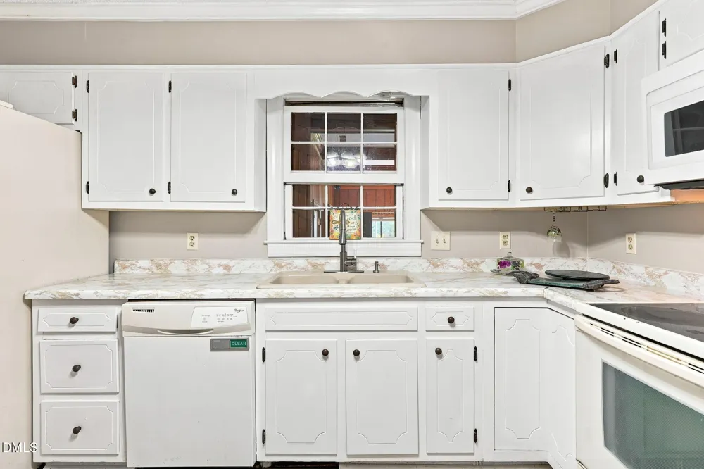 301 Halifax Street Clinton, NC 28328