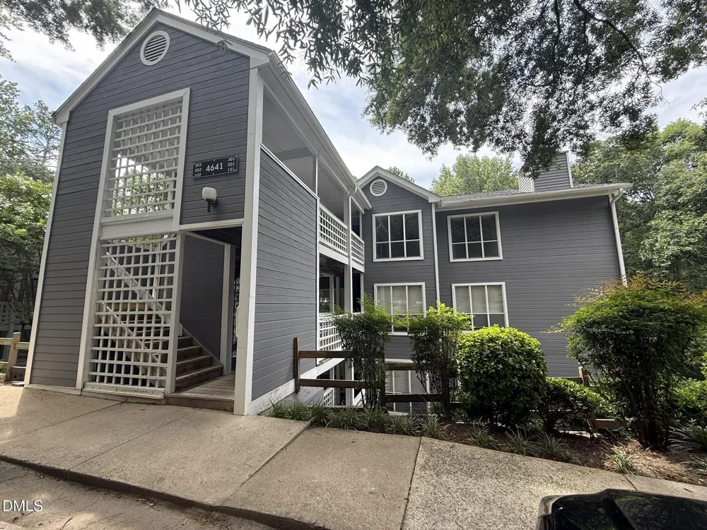 4641 Timbermill Court #301 Raleigh, NC 27612