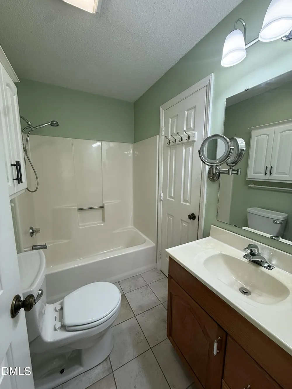 4641 Timbermill Court #301 Raleigh, NC 27612