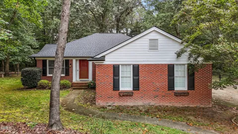 109 Oaklake Court