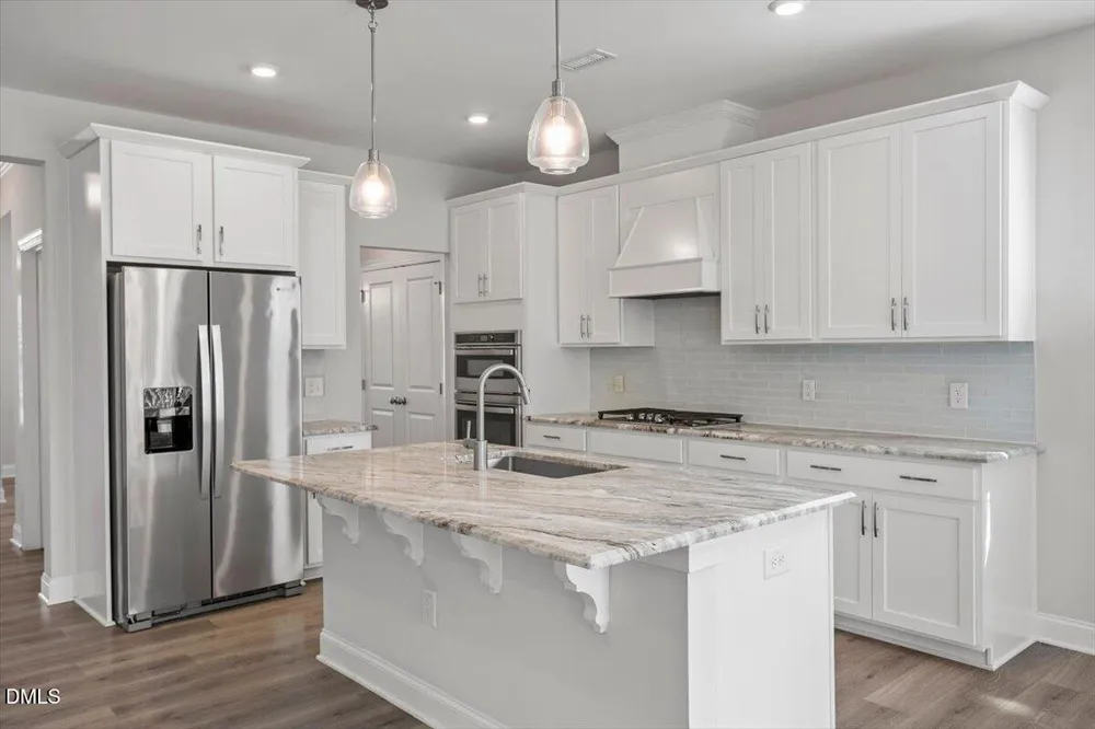 401 Ressler Street Holly Springs, NC 27540