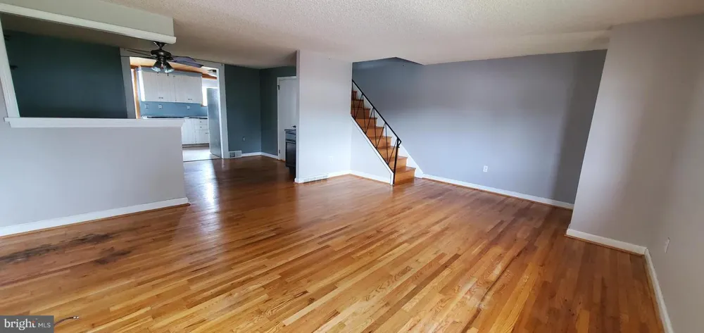 4401 DEERPATH LANE Philadelphia, PA 19154