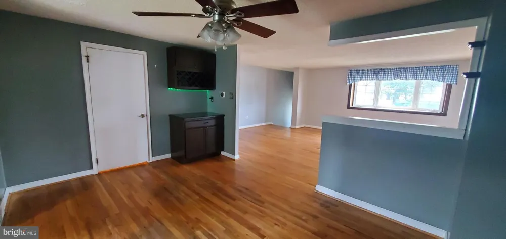 4401 DEERPATH LANE Philadelphia, PA 19154