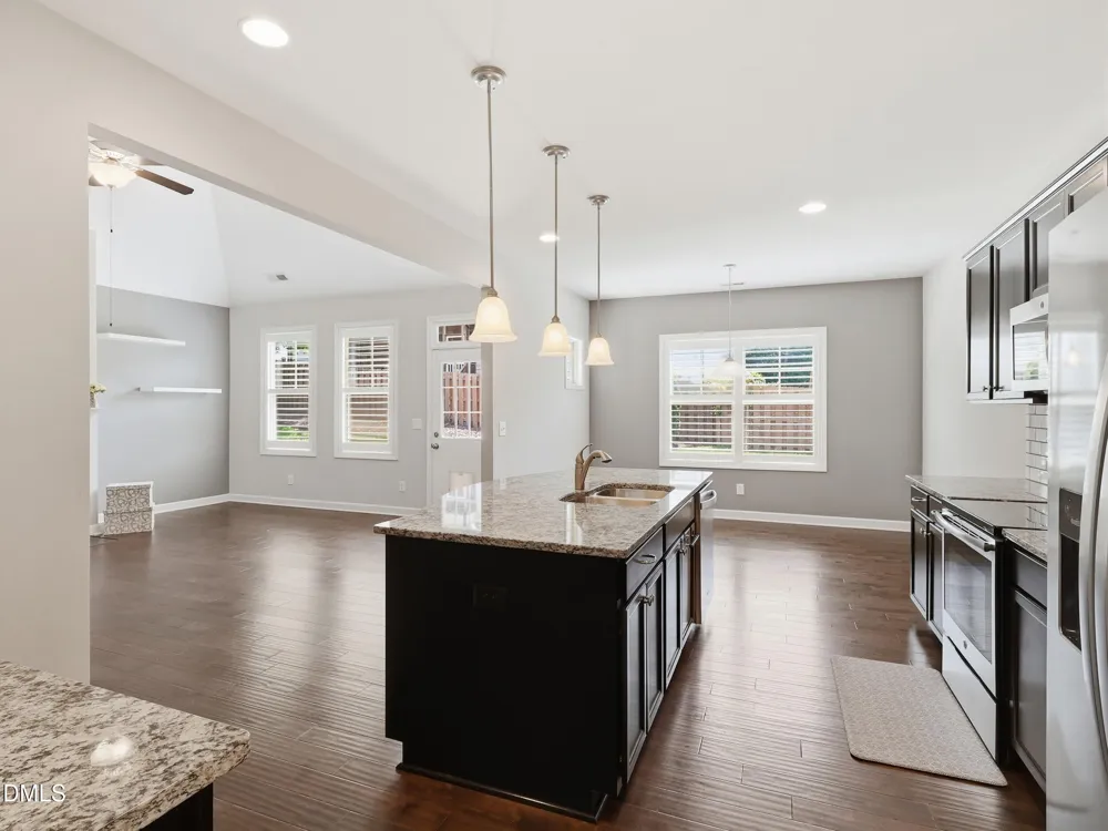 8029 Crookneck Drive Angier, NC 27501