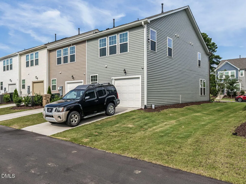 431 Channel Drop Drive Clayton, NC 27520
