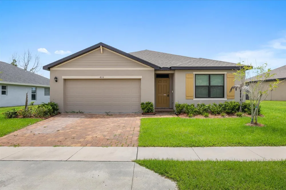 435 SEAFOAM CIRCLE Fort Pierce, FL 34945