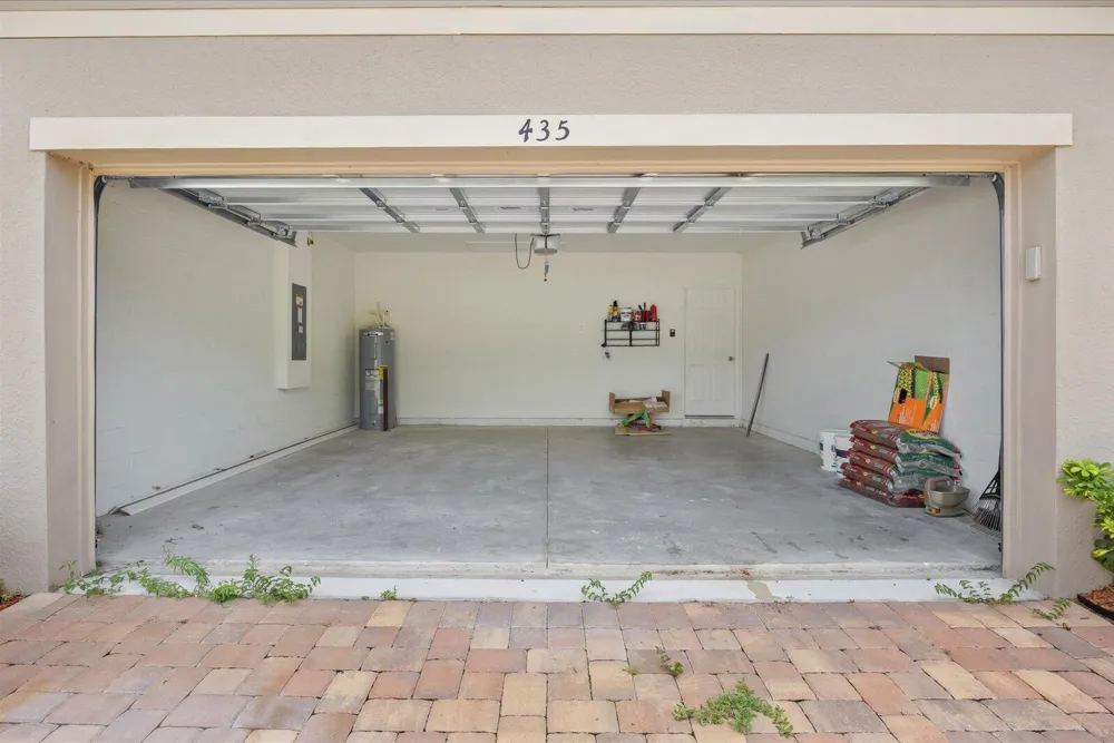 435 SEAFOAM CIRCLE Fort Pierce, FL 34945
