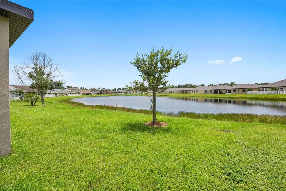 435 SEAFOAM CIRCLE Fort Pierce, FL 34945