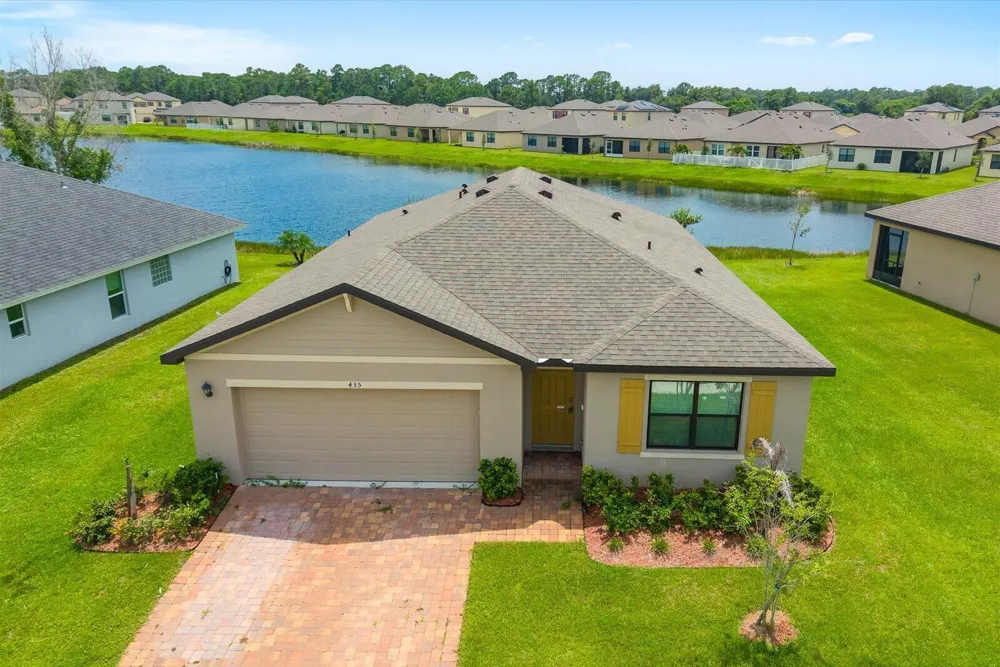 435 SEAFOAM CIRCLE Fort Pierce, FL 34945