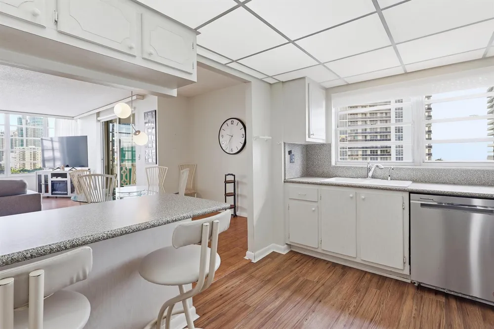 1825 S Ocean Drive #PH 1 Hallandale Beach, FL 33009