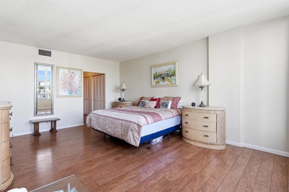 1825 S Ocean Drive #PH 1 Hallandale Beach, FL 33009
