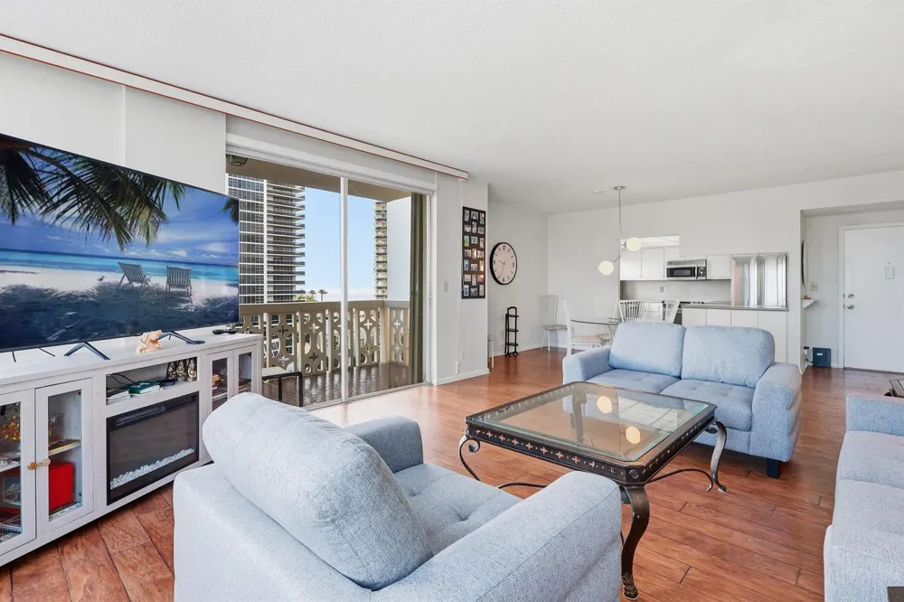 1825 S Ocean Drive #PH 1 Hallandale Beach, FL 33009
