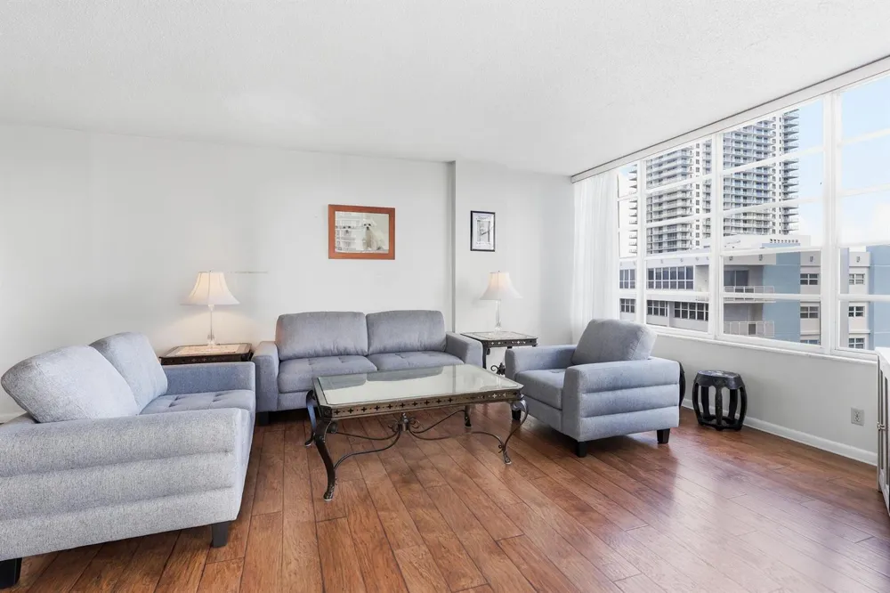 1825 S Ocean Drive #PH 1 Hallandale Beach, FL 33009