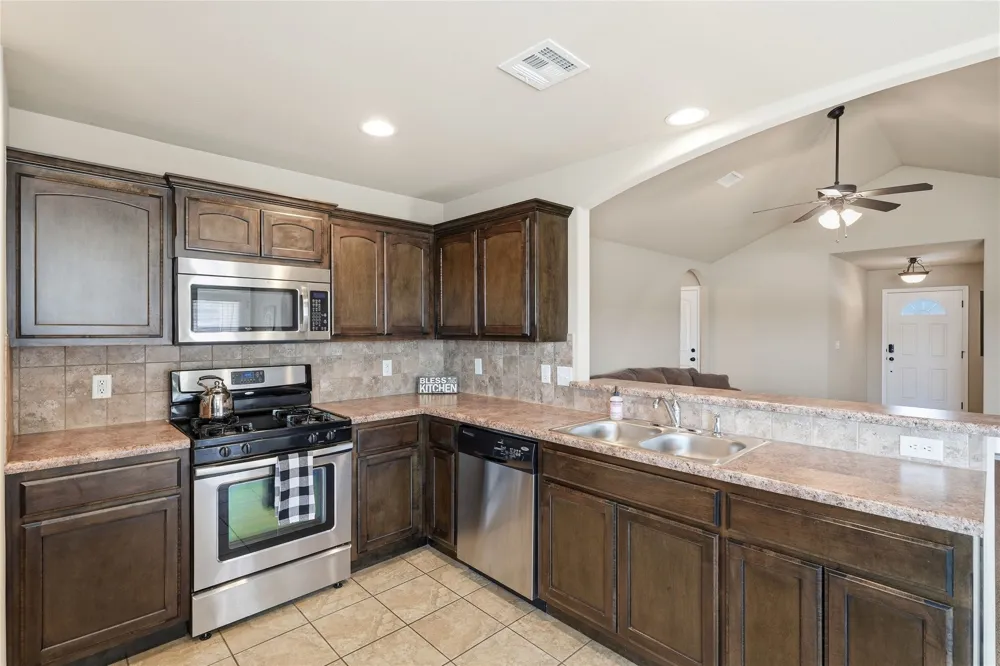 11716 E 109th Street Owasso, OK 74055