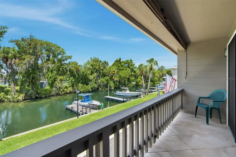 65 BEACH LANE Crystal River, FL 34429