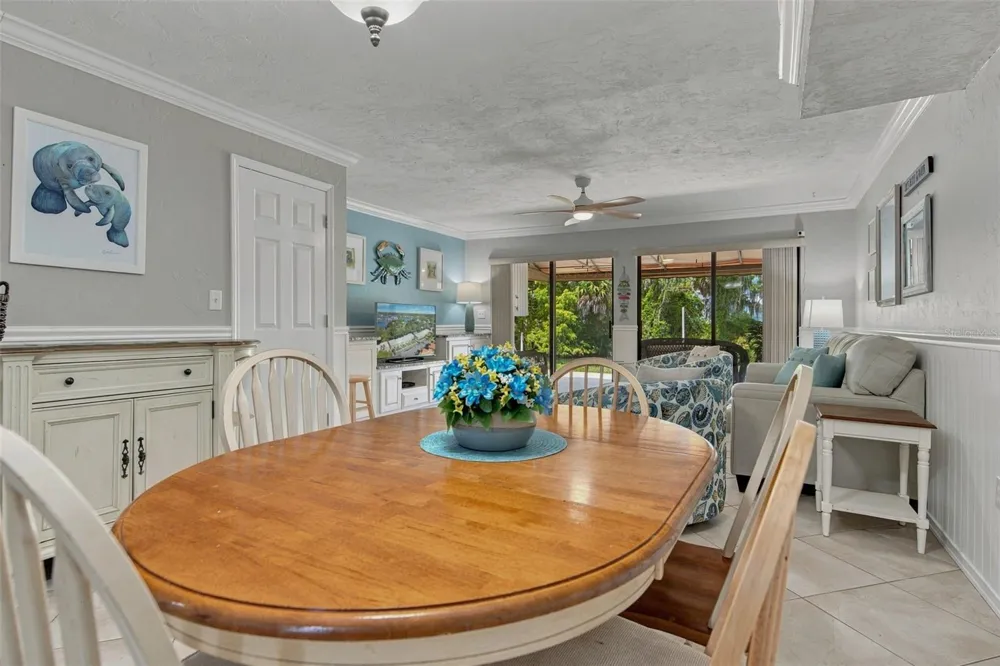 65 BEACH LANE Crystal River, FL 34429