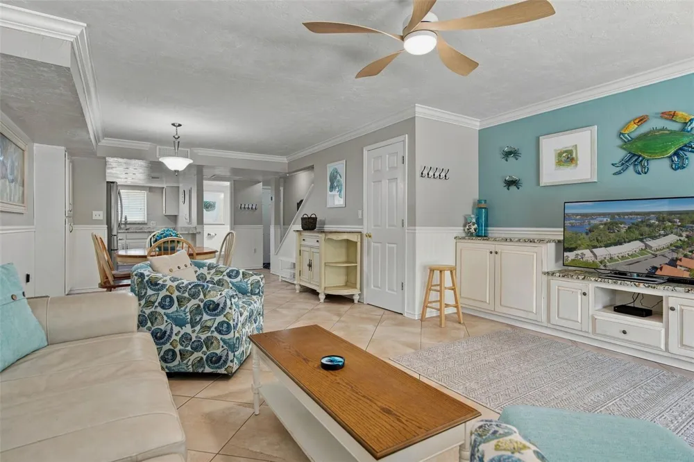 65 BEACH LANE Crystal River, FL 34429