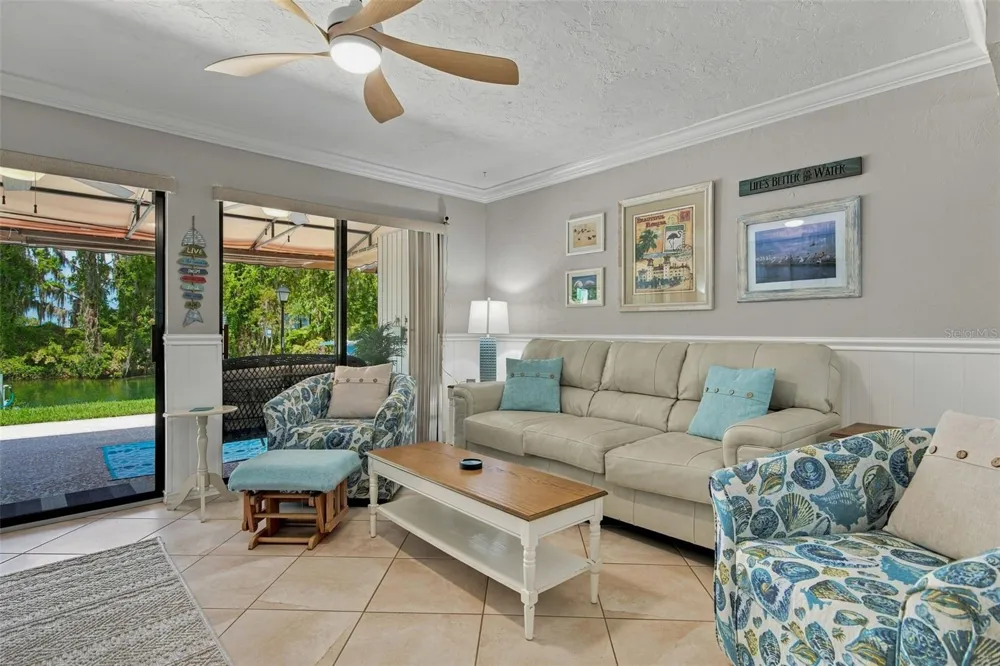 65 BEACH LANE Crystal River, FL 34429