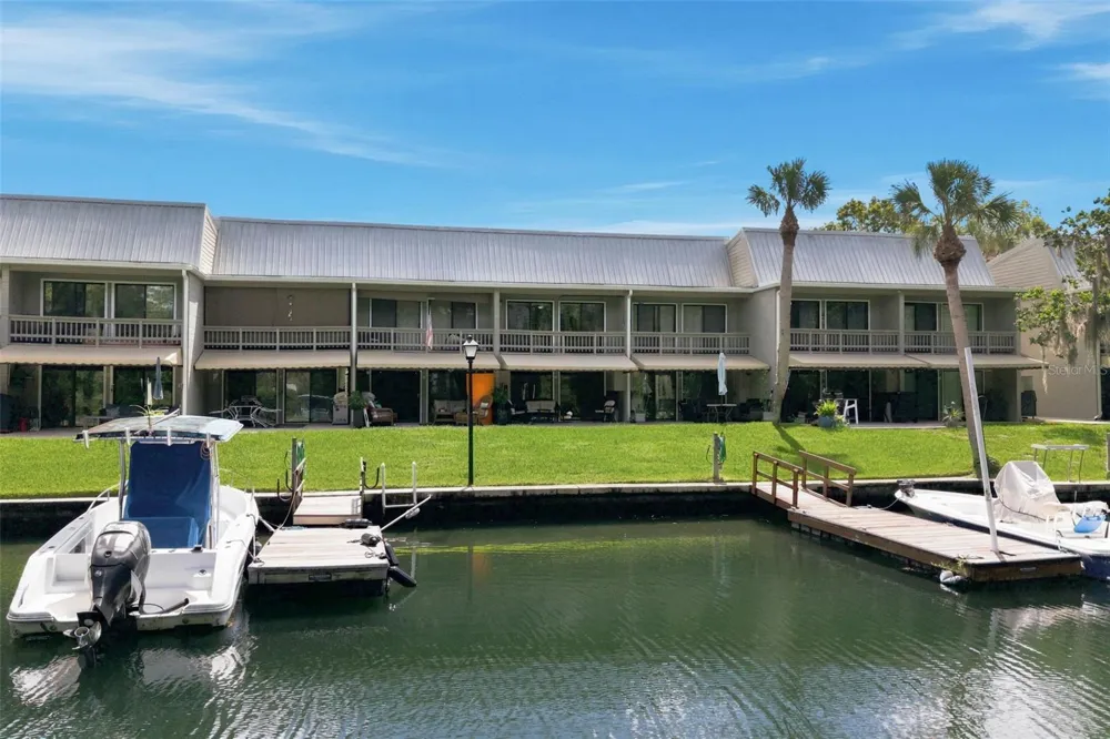 65 BEACH LANE Crystal River, FL 34429